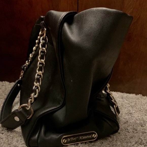 Betsey Johnson Black tote with 3D black bows - Picture 4 of 5